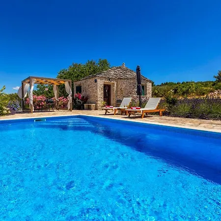 Magical Island With Private Pool *
